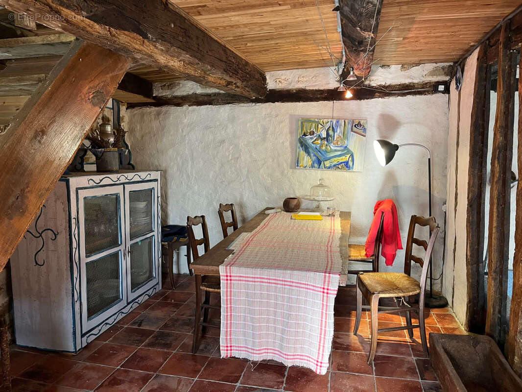 Maison à CHATEAU-CHERVIX