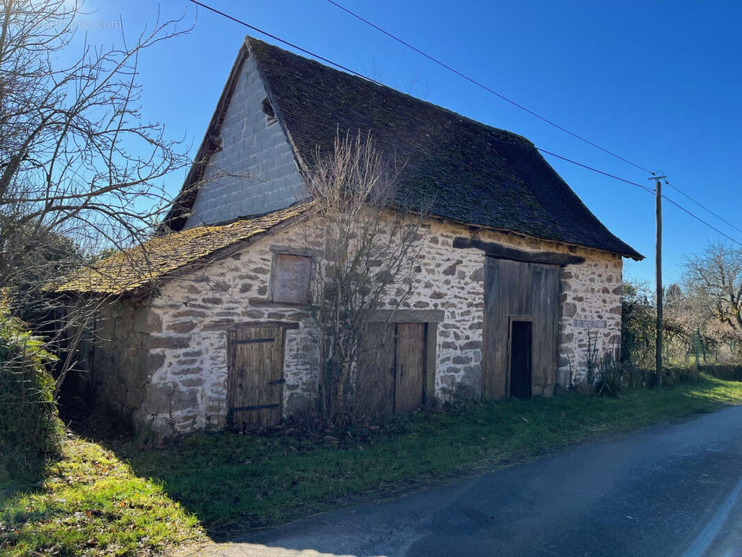 Maison à CHATEAU-CHERVIX