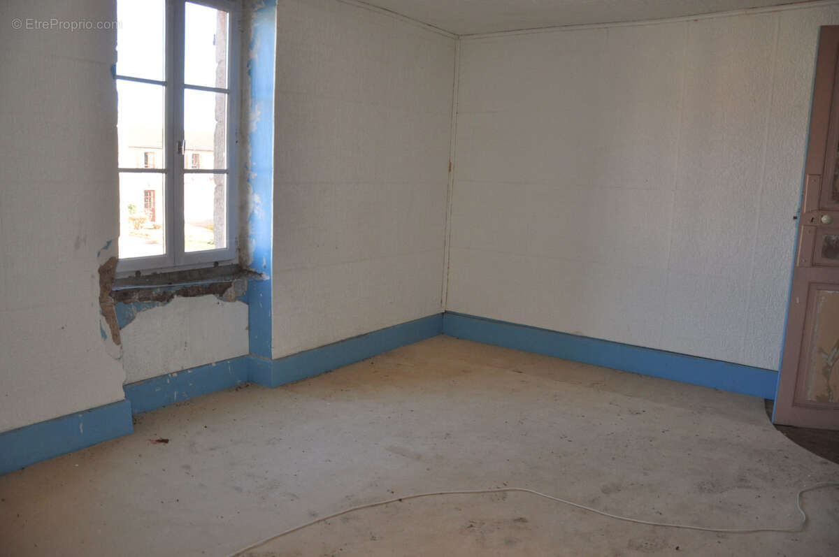 Maison à DROITURIER