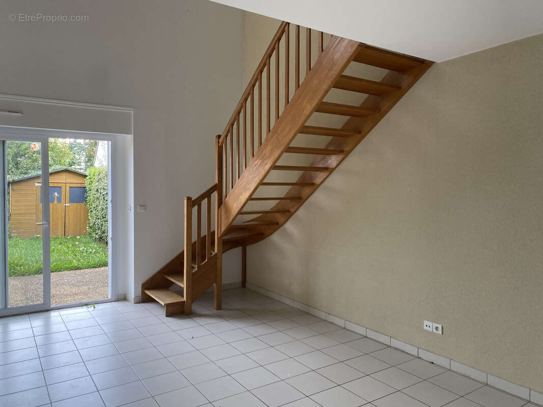 Appartement à SAINT-SATURNIN