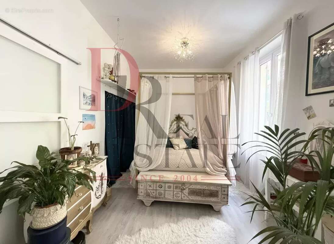 Appartement à BEAUSOLEIL