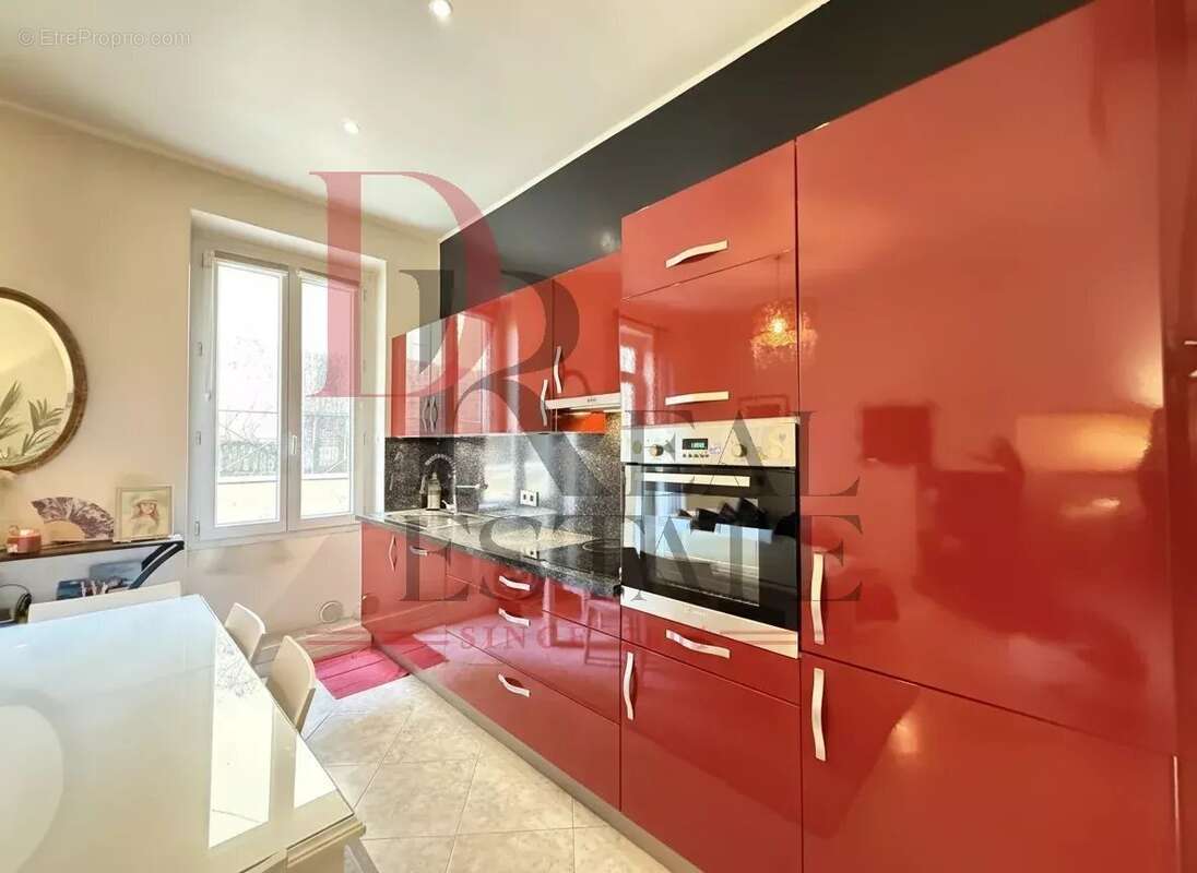 Appartement à BEAUSOLEIL