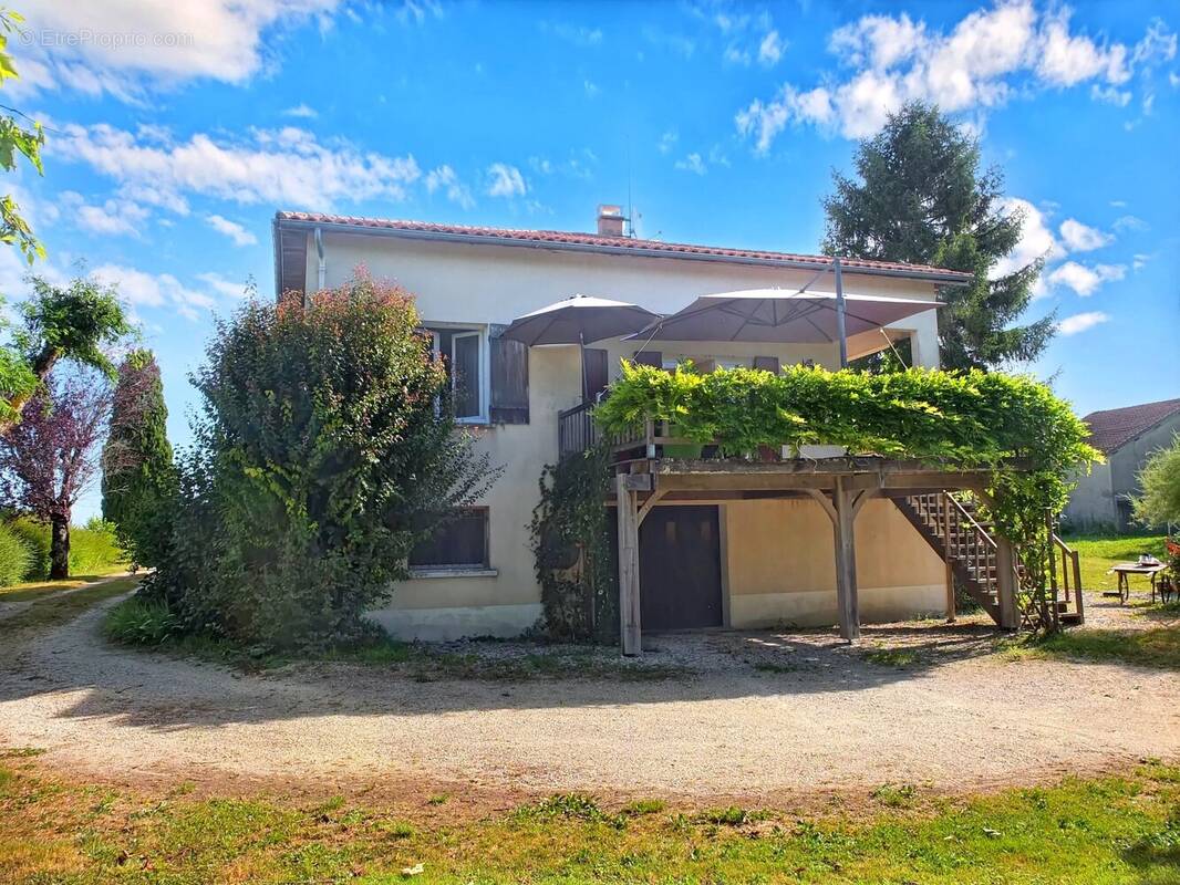 Maison à MONFLANQUIN