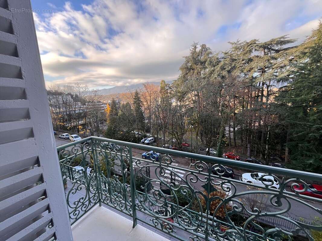 Appartement à AIX-LES-BAINS