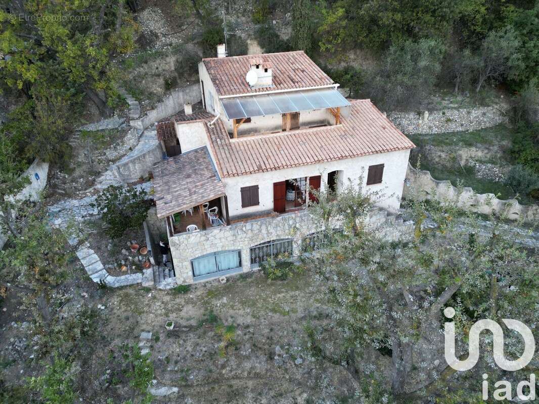 Photo 3 - Maison à LA ROQUETTE-SUR-VAR