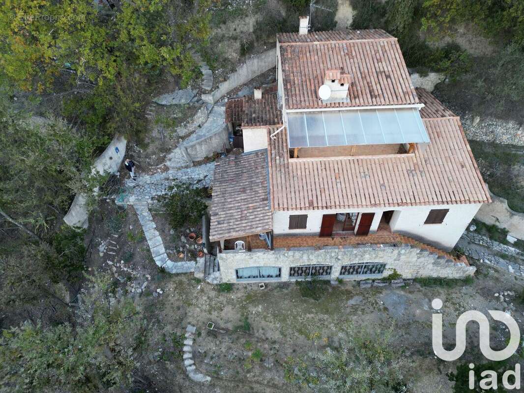 Photo 4 - Maison à LA ROQUETTE-SUR-VAR