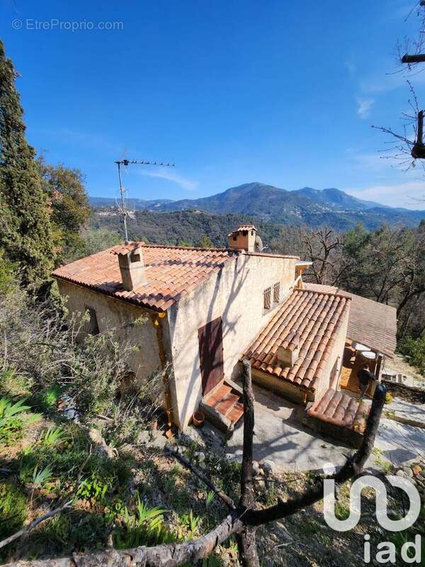 Photo 8 - Maison à LA ROQUETTE-SUR-VAR