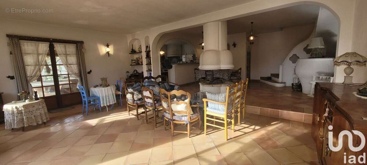 Photo 9 - Maison à LA ROQUETTE-SUR-VAR