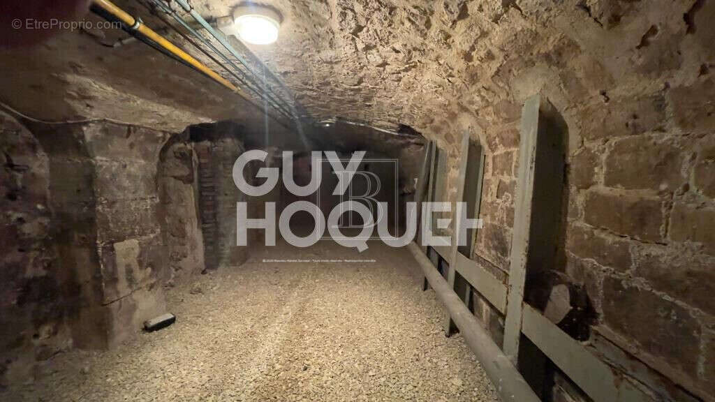 Appartement à PARIS-3E