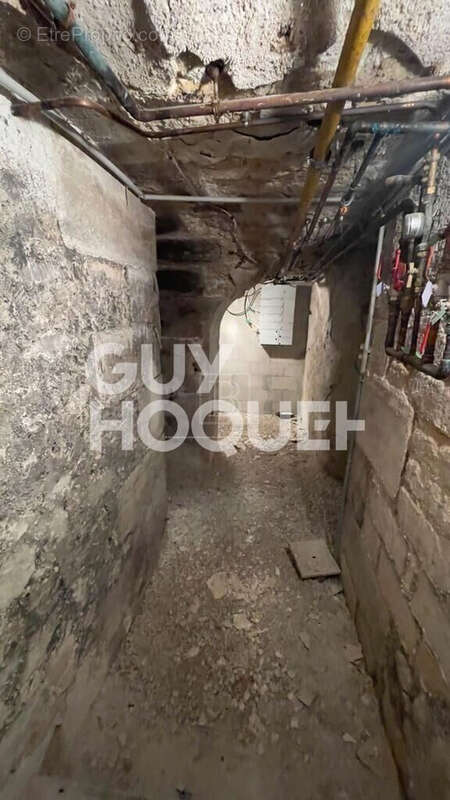 Appartement à PARIS-3E