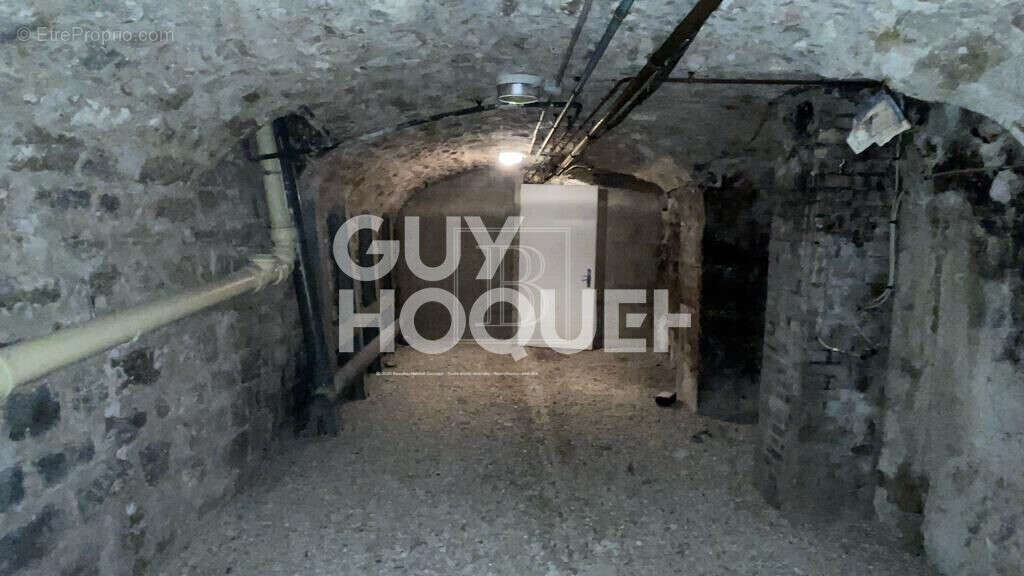 Appartement à PARIS-3E