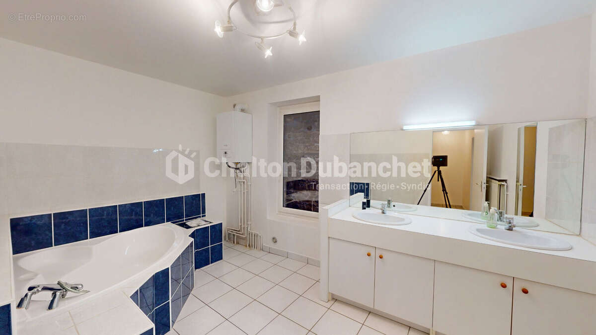 Appartement à ROANNE