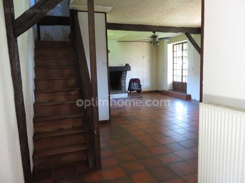 Maison à MARCILLY-LA-CAMPAGNE