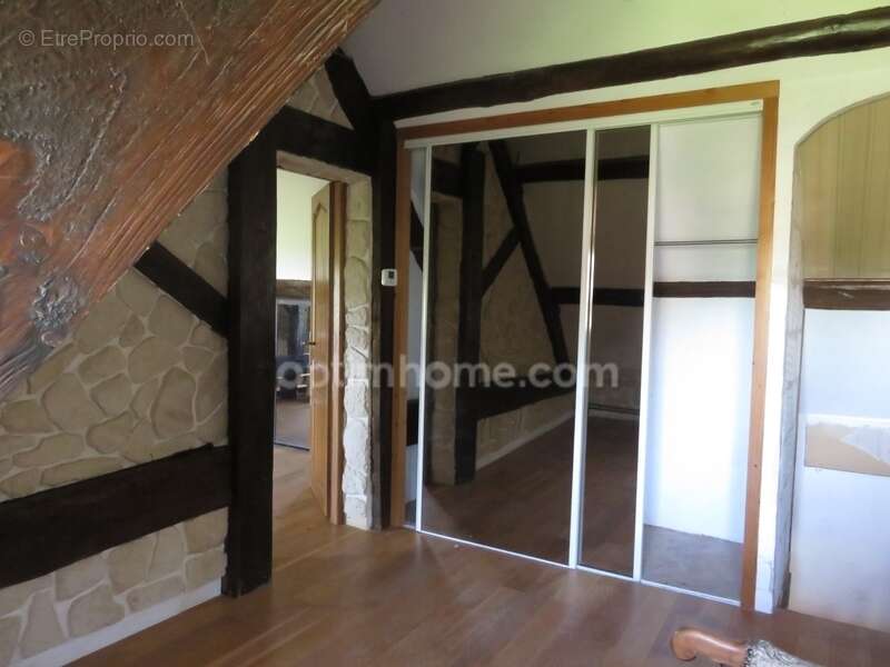 Maison à MARCILLY-LA-CAMPAGNE