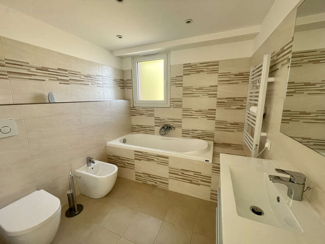 Appartement à MENTON