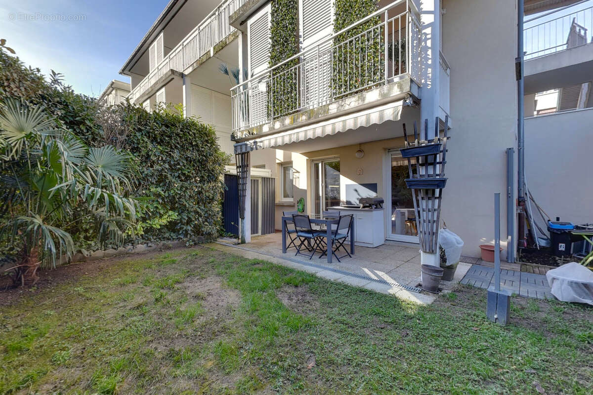 Appartement à ECHIROLLES