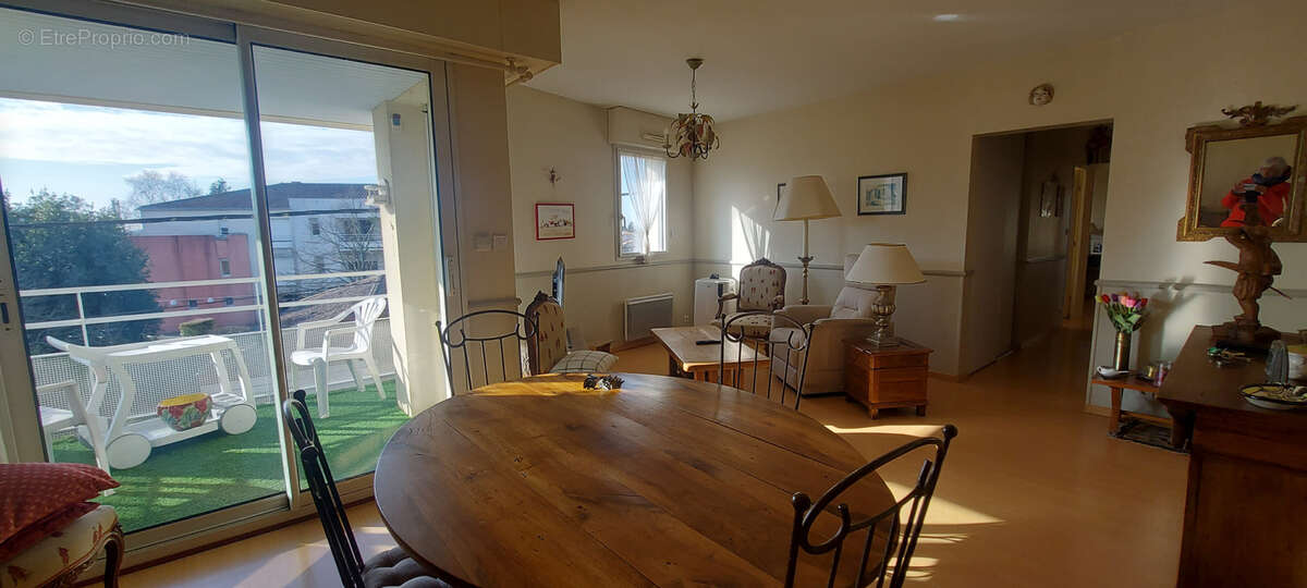 Appartement à LES HERBIERS