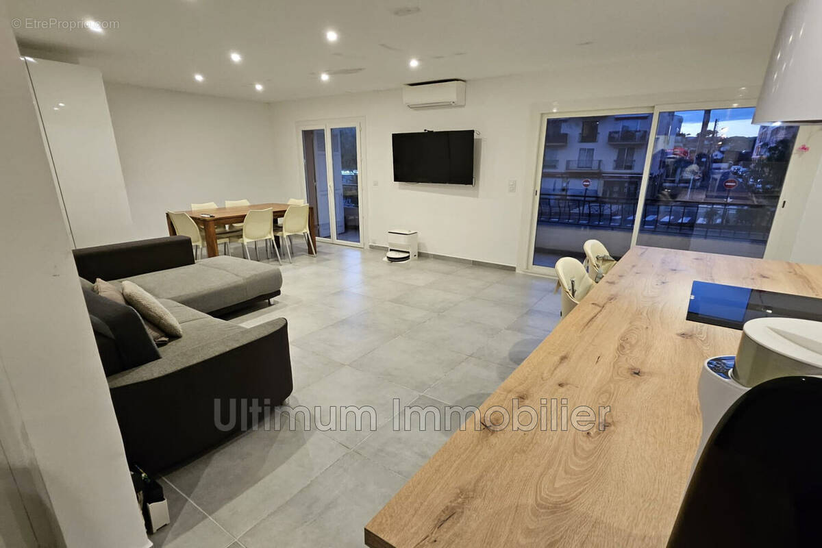 Appartement à FREJUS