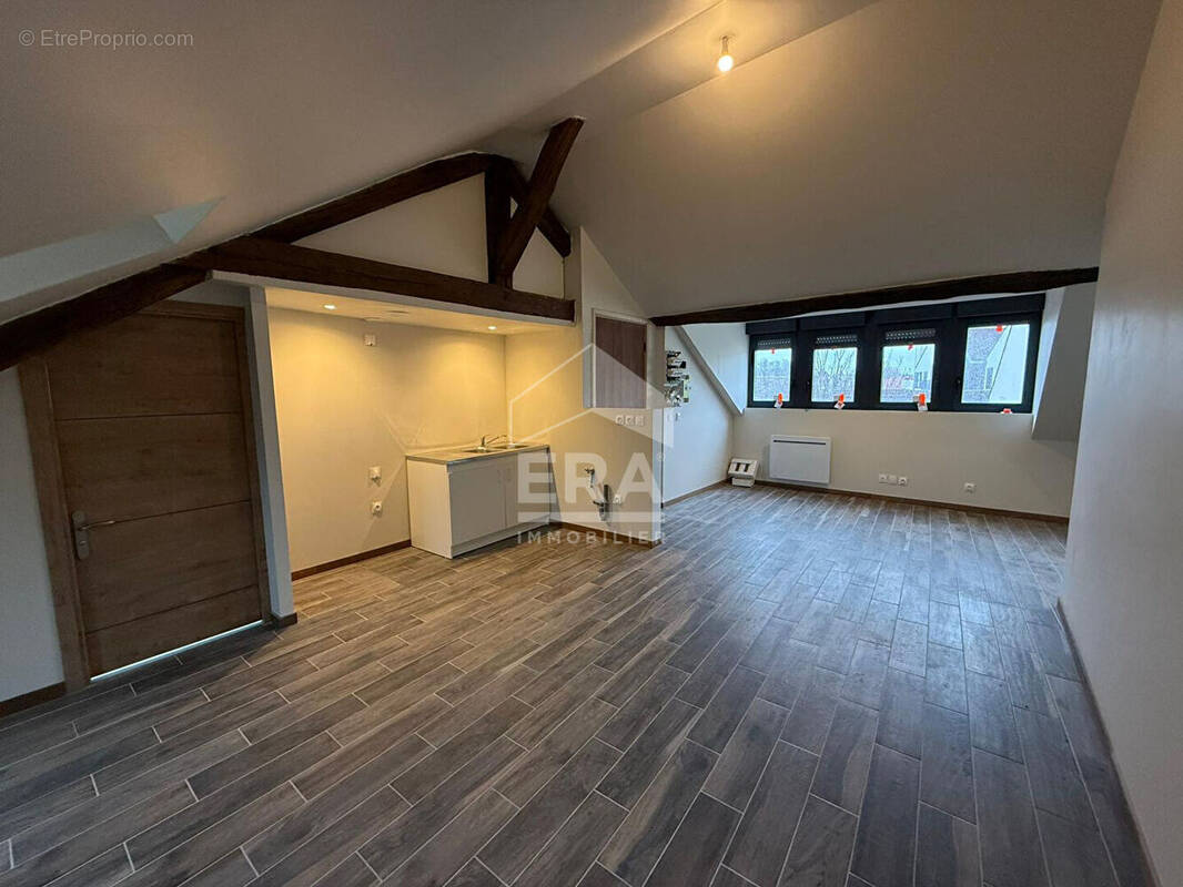 Appartement à BRIE-COMTE-ROBERT