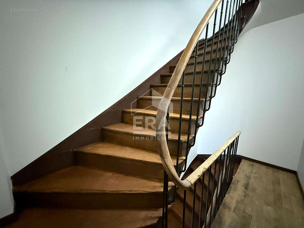 Appartement à BRIE-COMTE-ROBERT