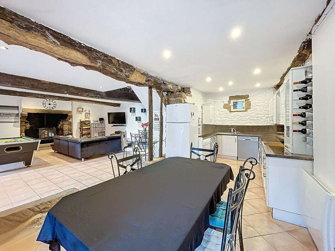 Maison à DOL-DE-BRETAGNE