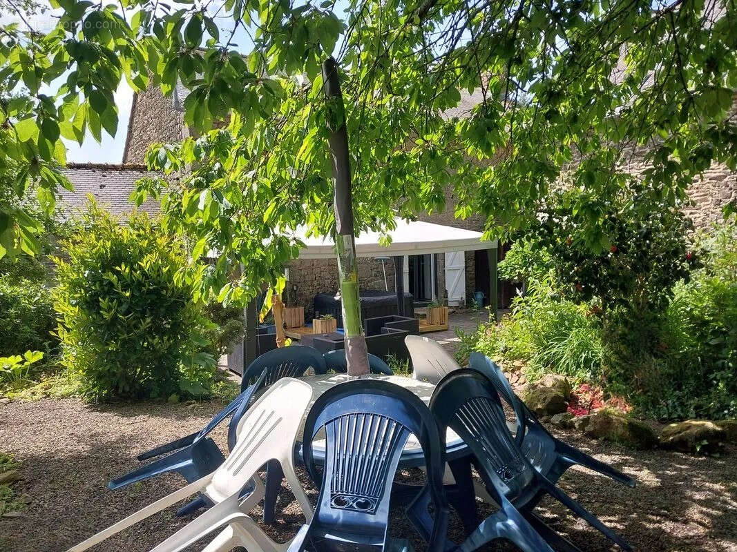 Maison à DOL-DE-BRETAGNE