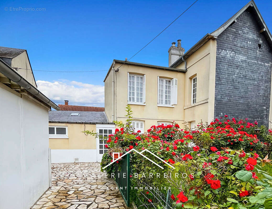 Maison à CAUDEBEC-LES-ELBEUF