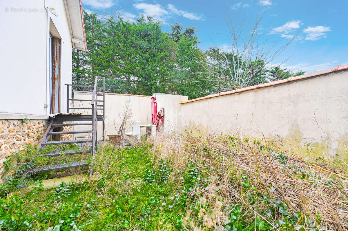 Maison à SAINT-MAUR-DES-FOSSES