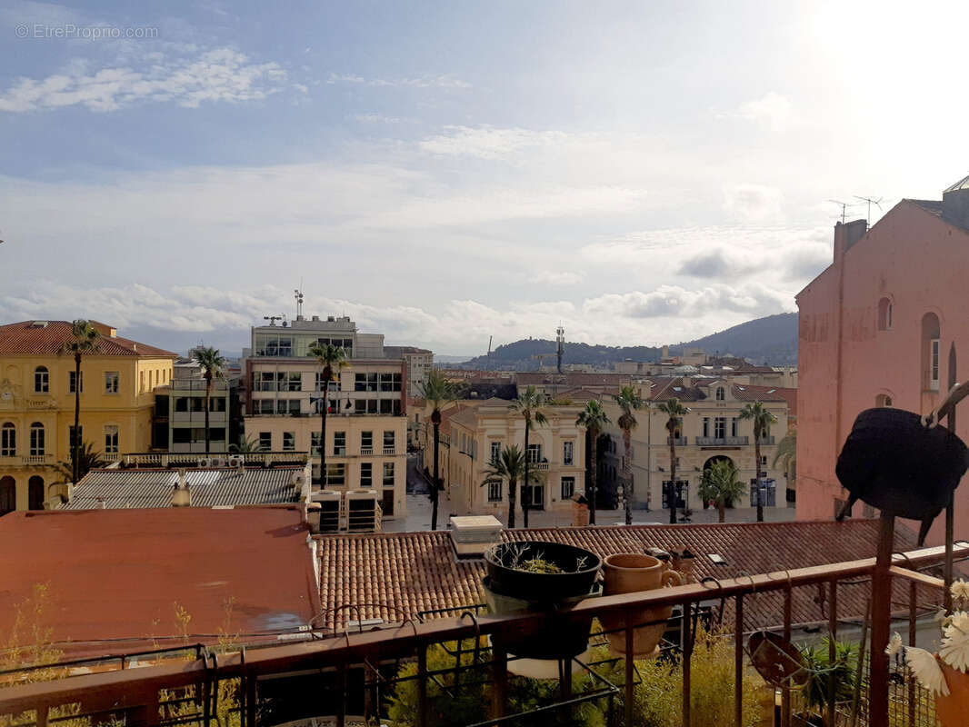 Appartement à HYERES