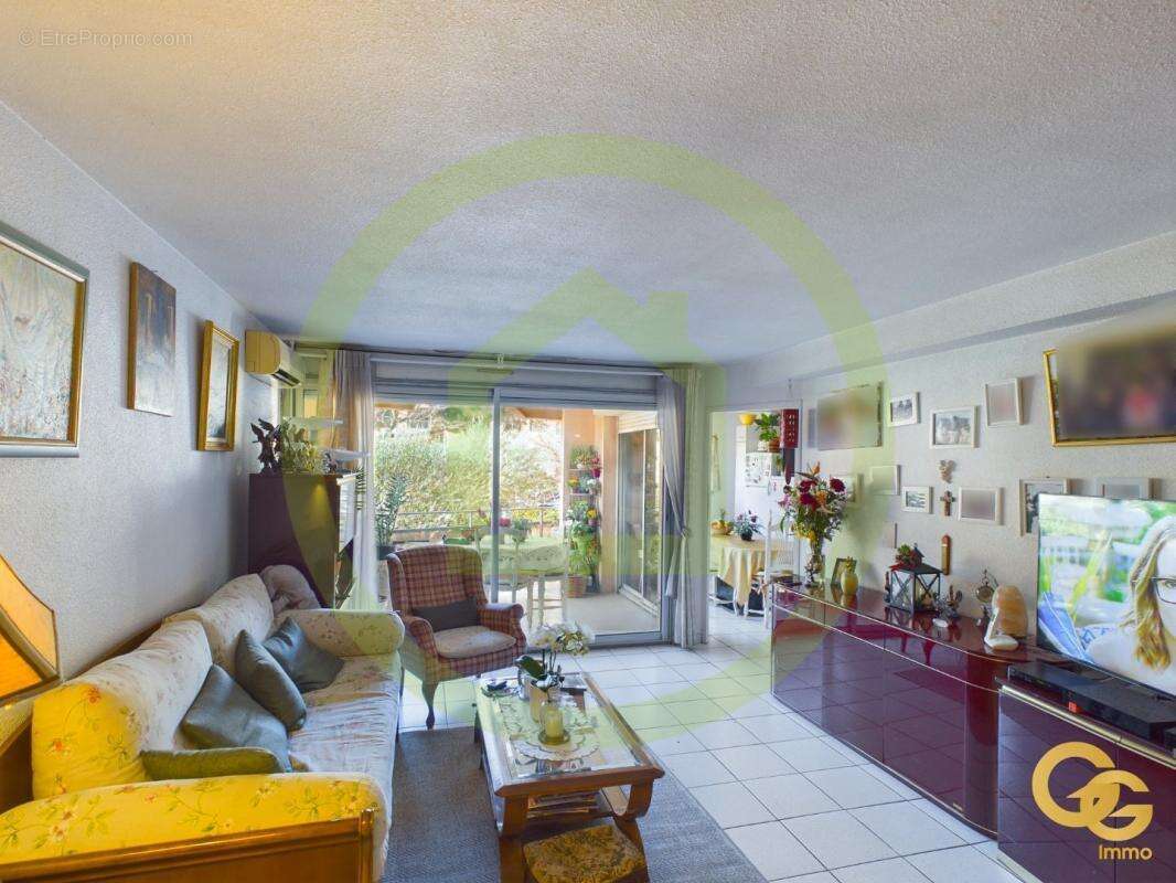 Appartement à THEOULE-SUR-MER