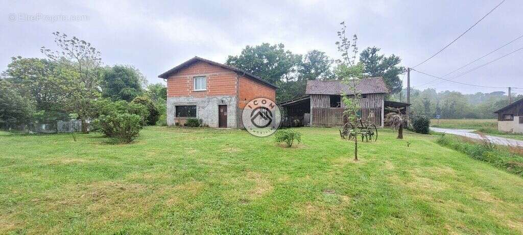 Maison à GRENADE-SUR-L&#039;ADOUR