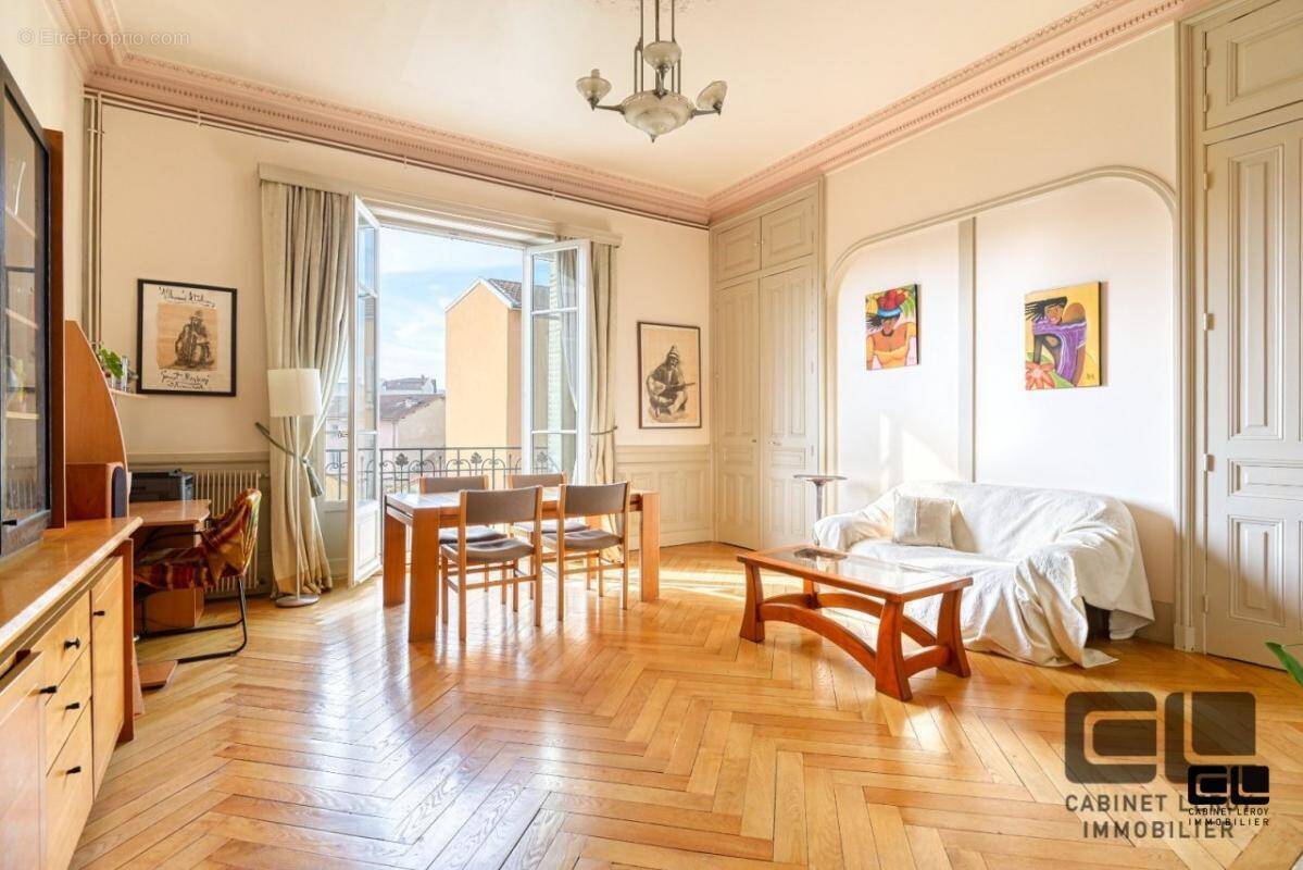 Appartement à LYON-9E