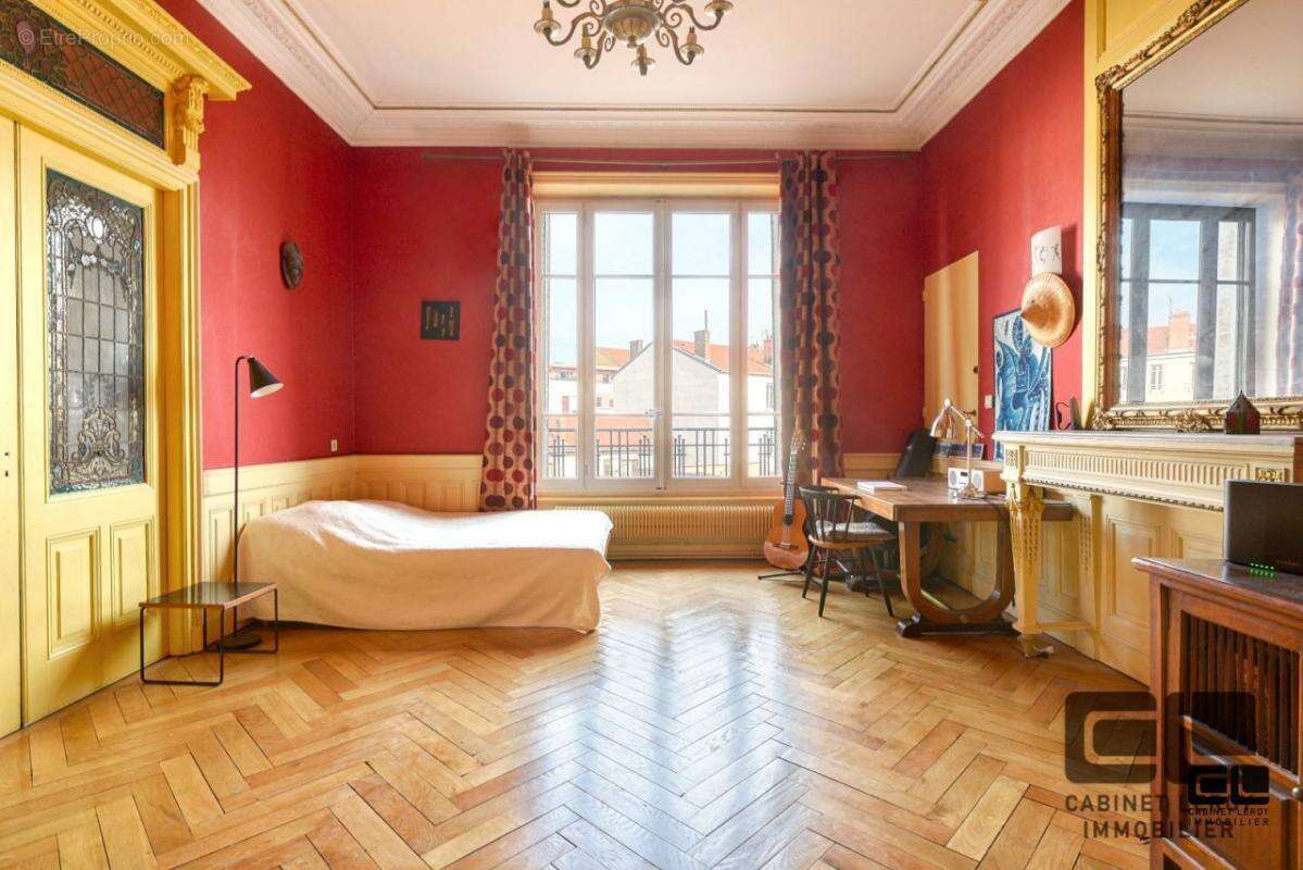 Appartement à LYON-9E