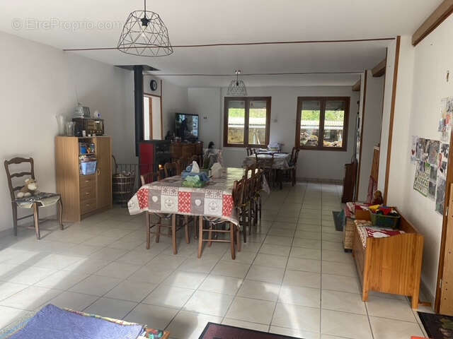 Maison à POIX-DE-PICARDIE