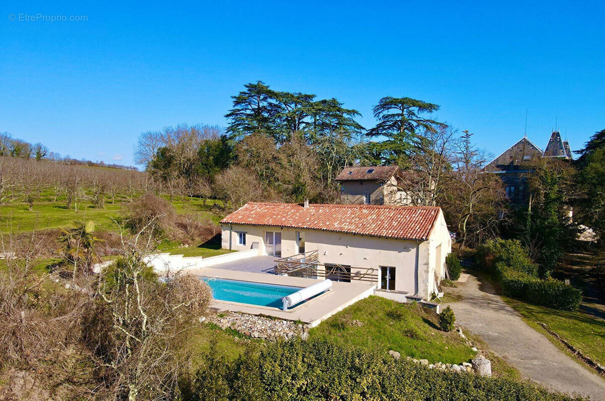 Maison à COLAYRAC-SAINT-CIRQ