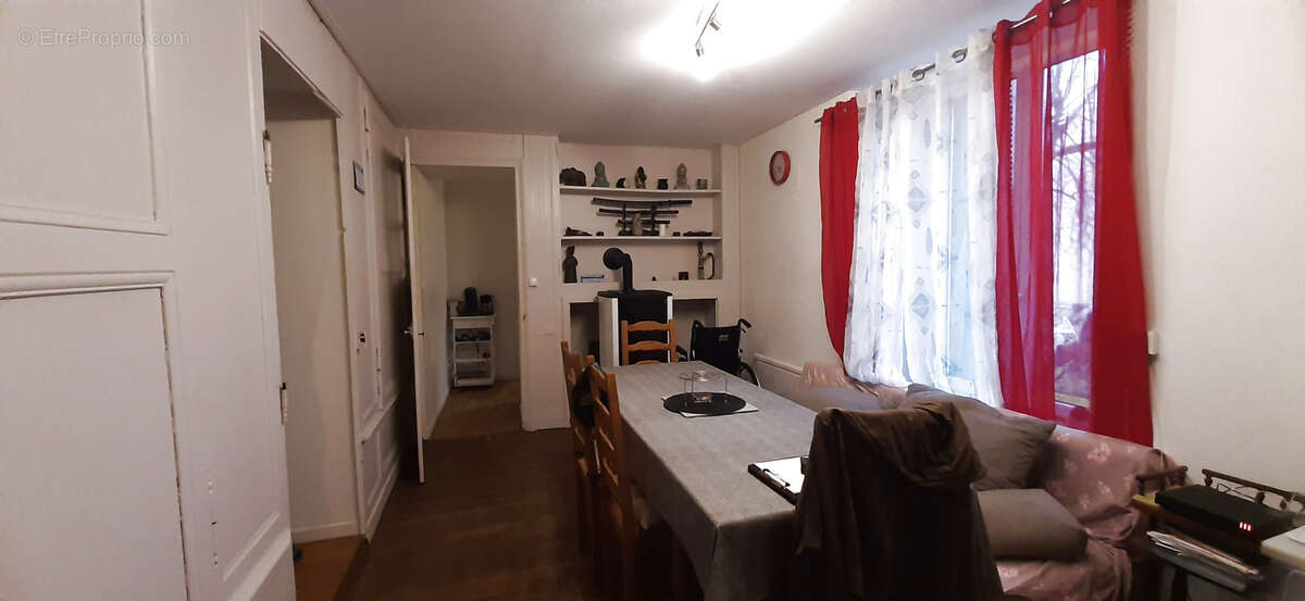 Appartement à LAMARCHE