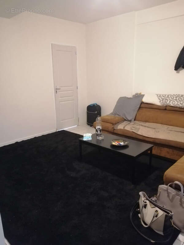 Maison à ORIGNY-SAINTE-BENOITE