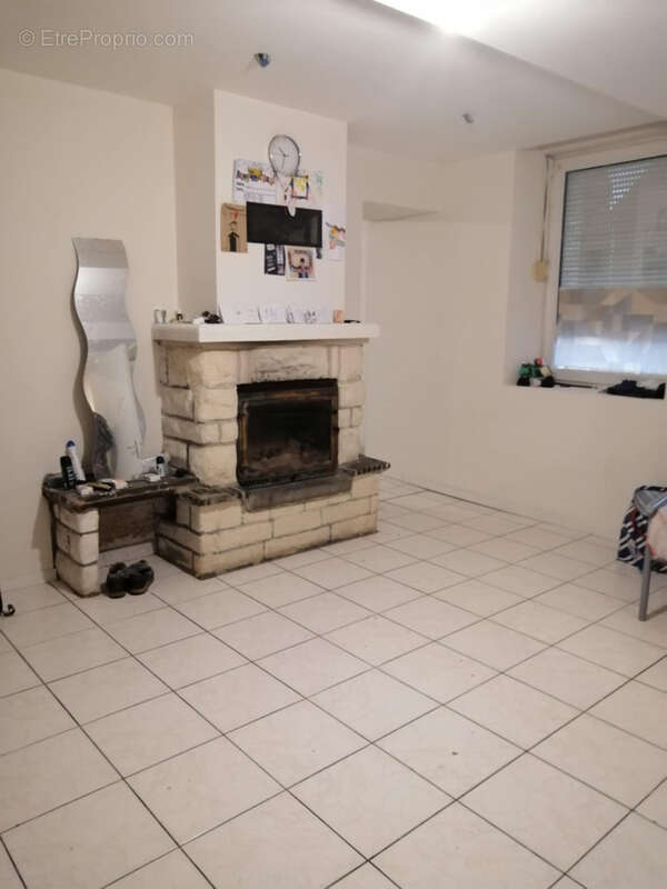 Maison à ORIGNY-SAINTE-BENOITE