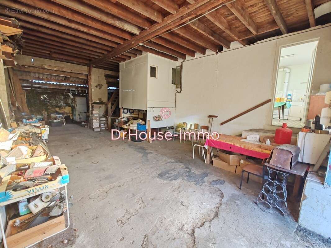 Maison à PORT-DE-PILES