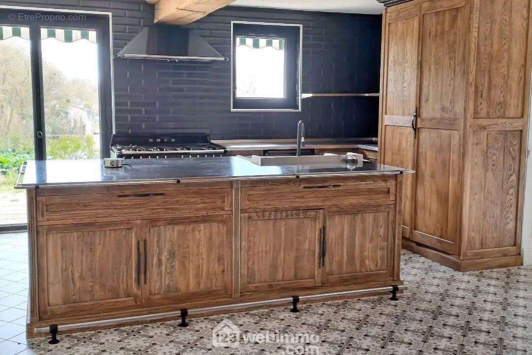 Cuisine - Maison à CHALONNES-SUR-LOIRE