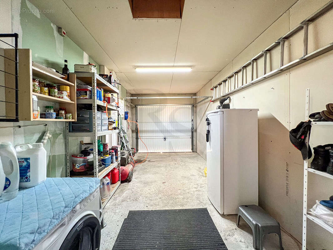 Maison à SAINT-PIERRE-DU-REGARD