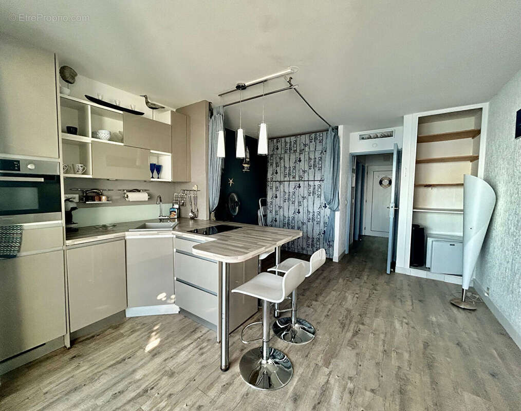 Appartement à CARRY-LE-ROUET