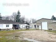 Maison à NEUFCHATEAU