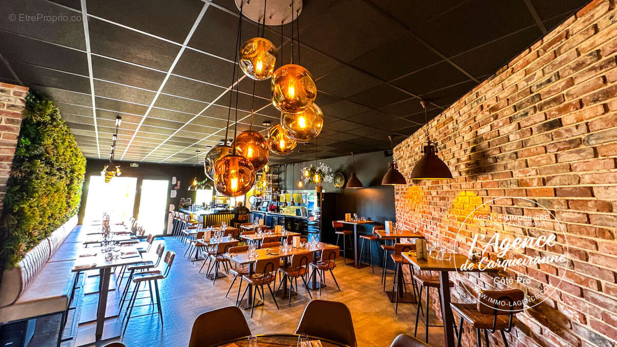 Commerce à GAREOULT