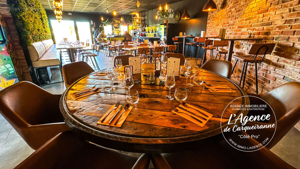 Commerce à GAREOULT