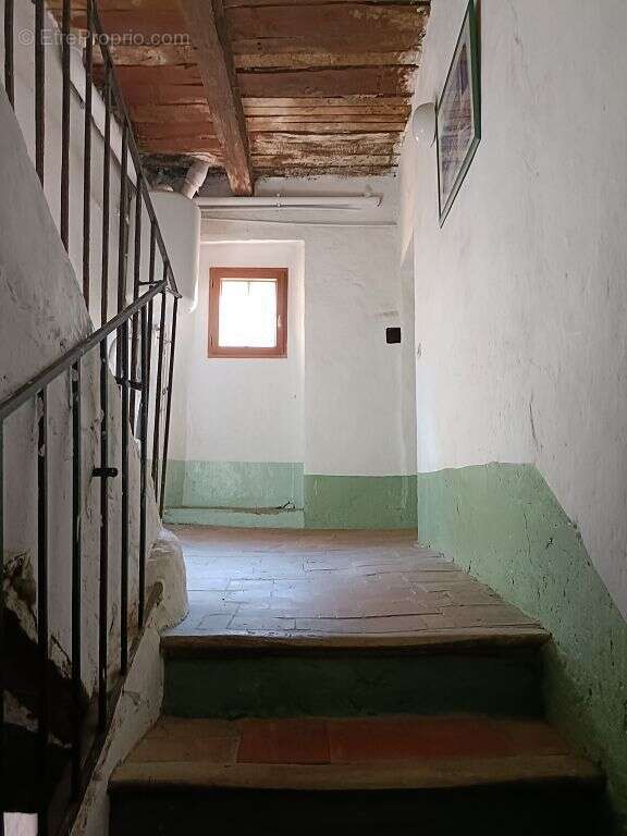 Appartement à SILLANS-LA-CASCADE