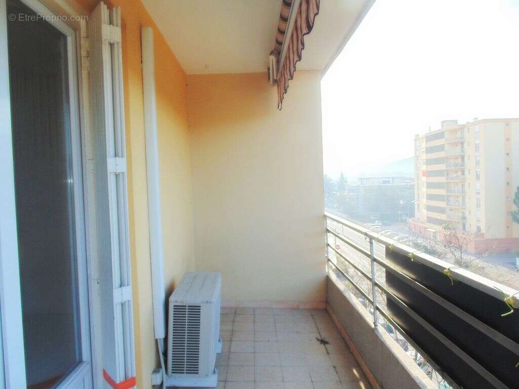 Appartement à DRAGUIGNAN