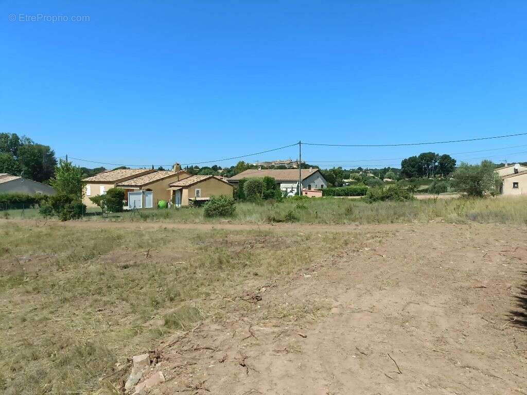 Terrain à REGUSSE