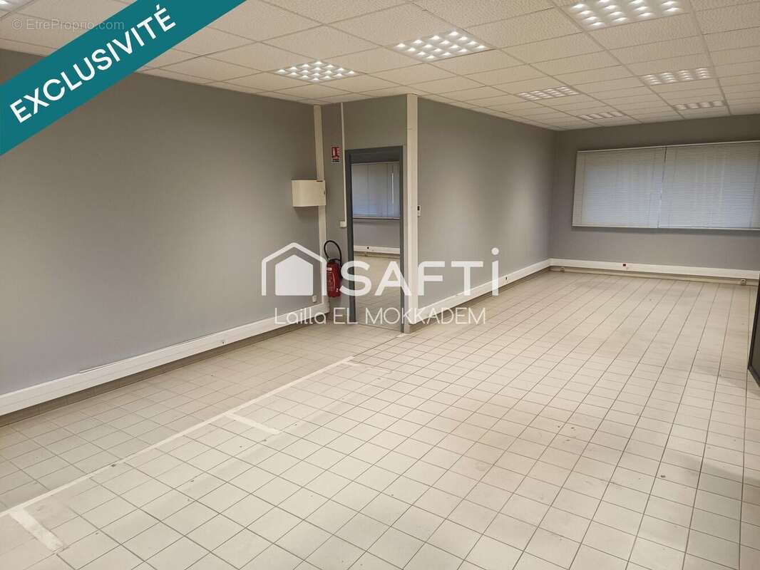 Photo 4 - Commerce à DORTAN