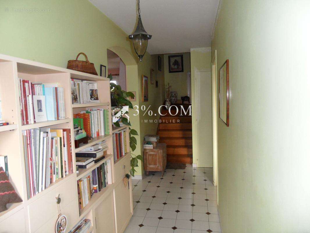 Maison à SAINT-GEORGES-LES-BAILLARGEAUX